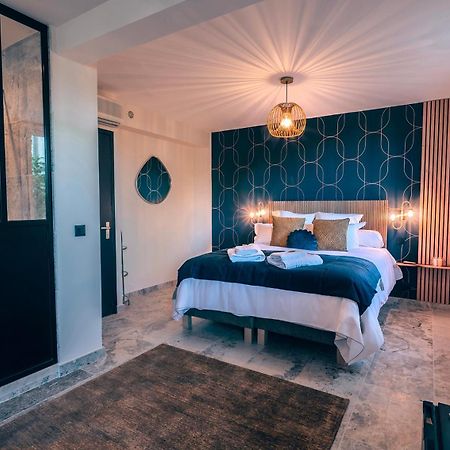 Les Suites De L'Etang Cucuron Esterno foto